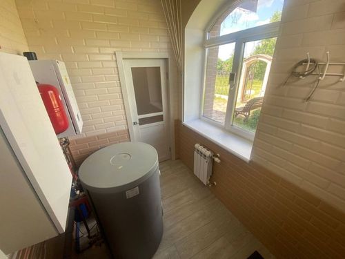 Черноусово с., null