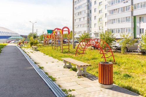 Фролы, Весенняя