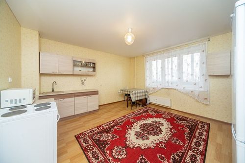 Кондратово д., Строителей